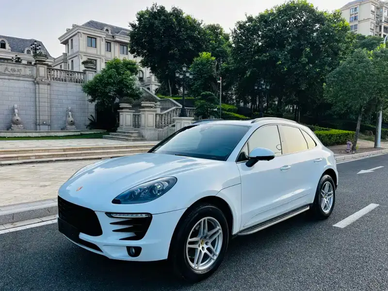 Porsche Macan, 2018