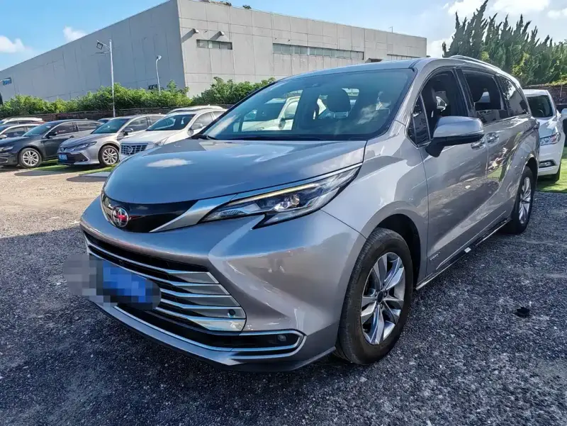 Toyota Sienna, 2022