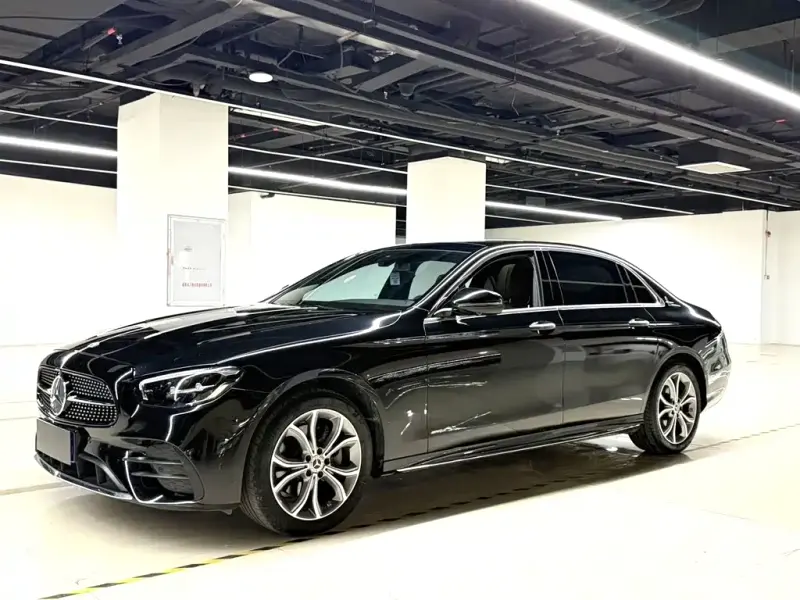 Mercedes-Benz E-Class, 2022