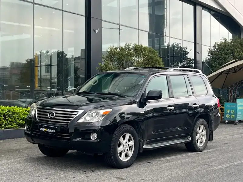 Lexus LX, 2008