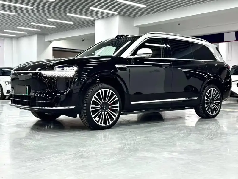 AITO M9, 2025