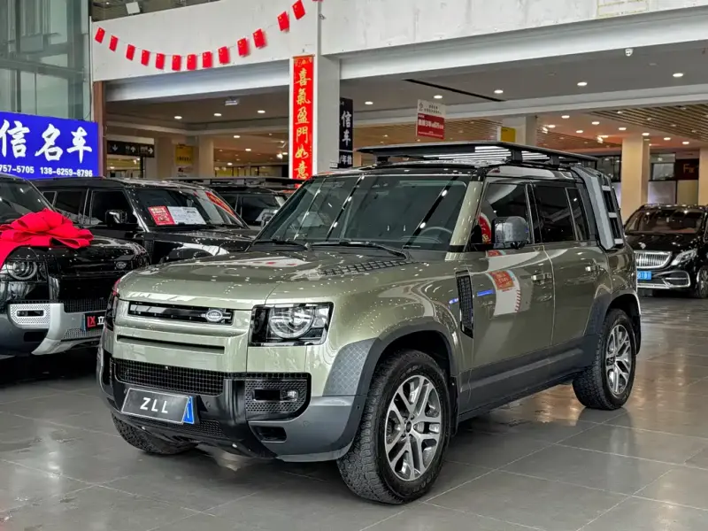 Land Rover Defender, 2023