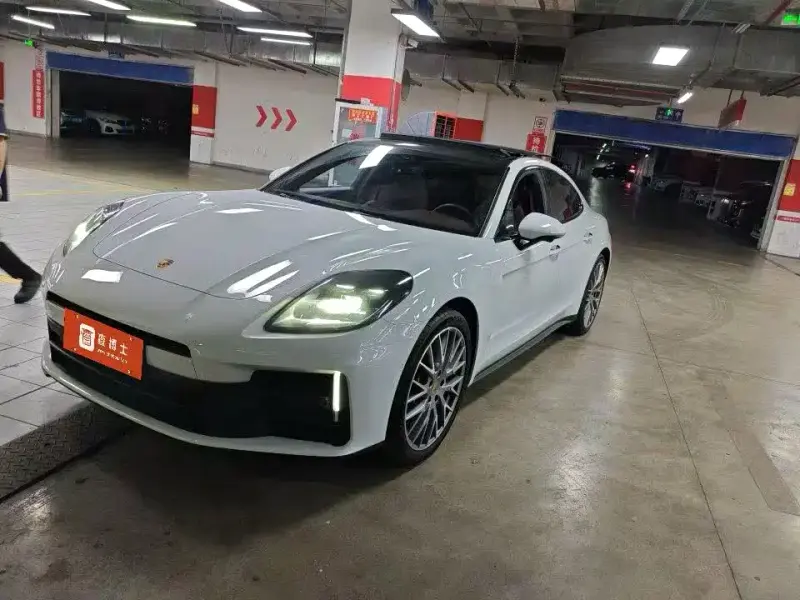 Porsche Panamera, 2025