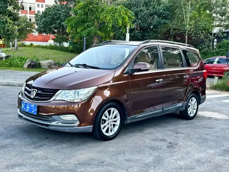 Baojun 730, 2016