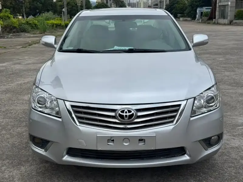 Toyota Camry, 2010