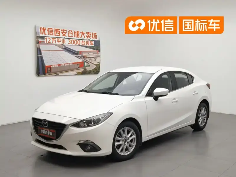 Mazda 3 Axela, 2016