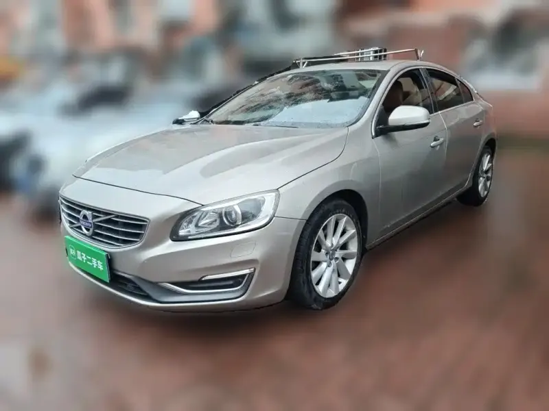Volvo S60, 2015