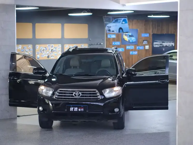 Toyota Highlander, 2010