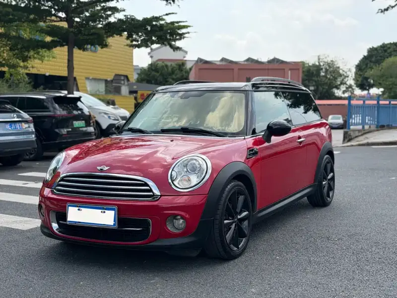 MINI Clubman, 2013