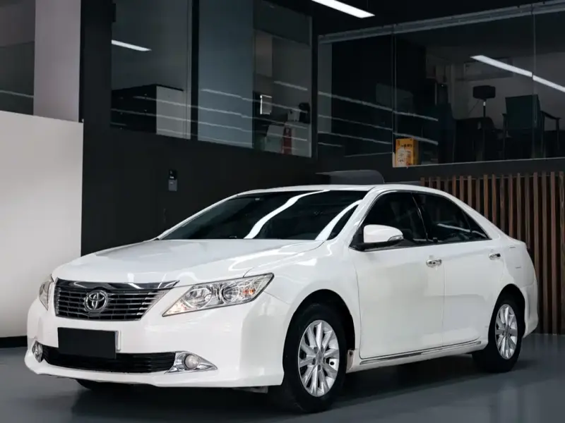 Toyota Camry, 2014