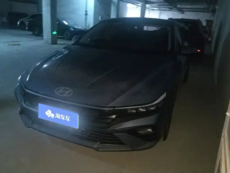 Hyundai Elantra, 2024
