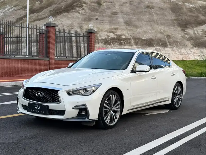 Infiniti Q50L, 2020