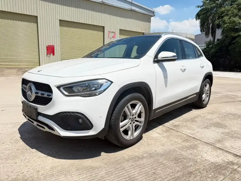 Mercedes-Benz GLA, 2022