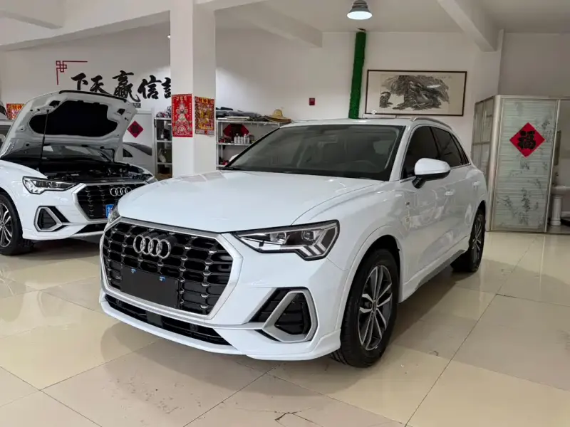Audi Q3, 2023
