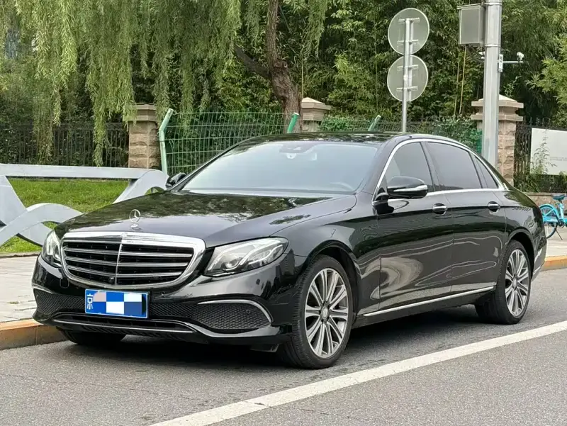 Mercedes-Benz E-Class, 2017 — фото 1