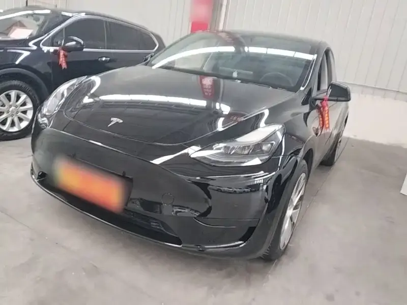 Tesla Model Y, 2023