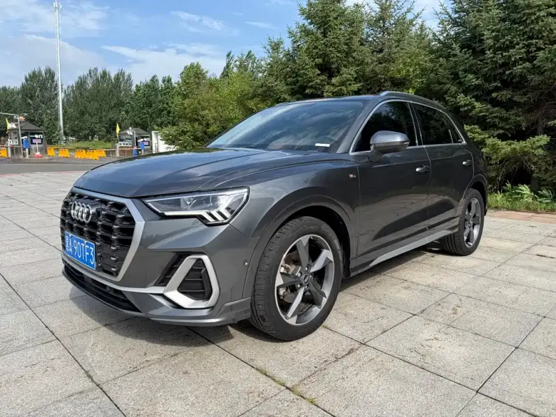 Audi Q3, 2022