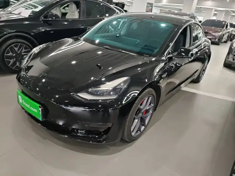Tesla Model 3, 2021