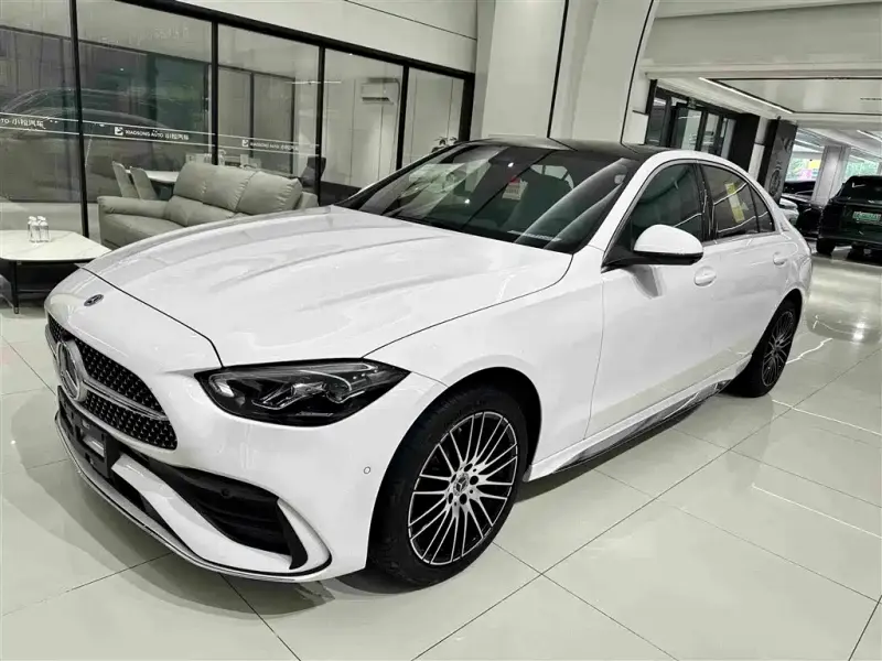 Mercedes-Benz C-Class, 2026