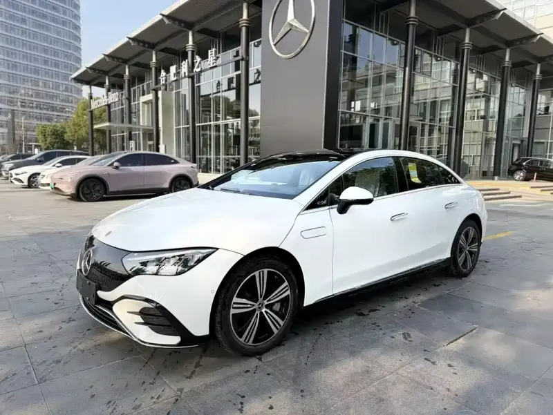 Mercedes-Benz EQE, 2025