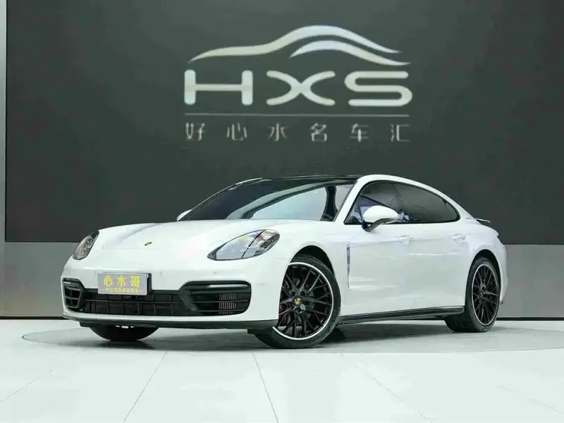 Porsche Panamera, 2023