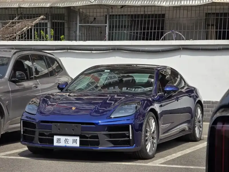 Porsche Panamera, 2024