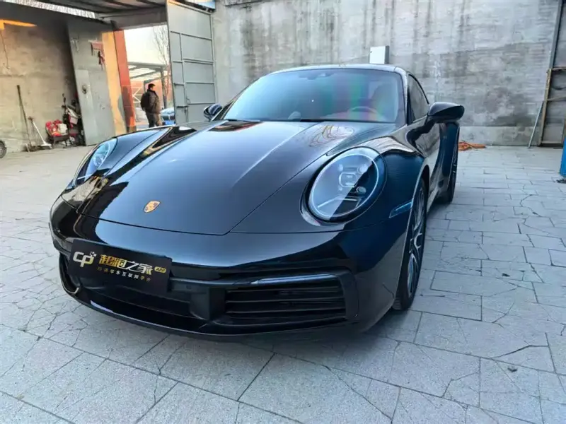 Porsche 911, 2023