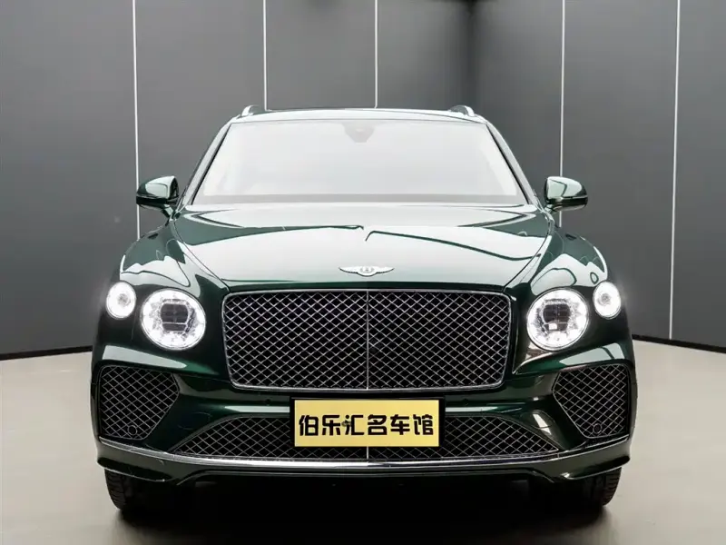 Bentley Bentayga, 2022
