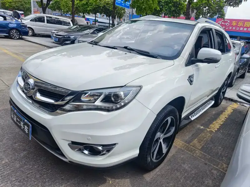 BYD S7, 2015