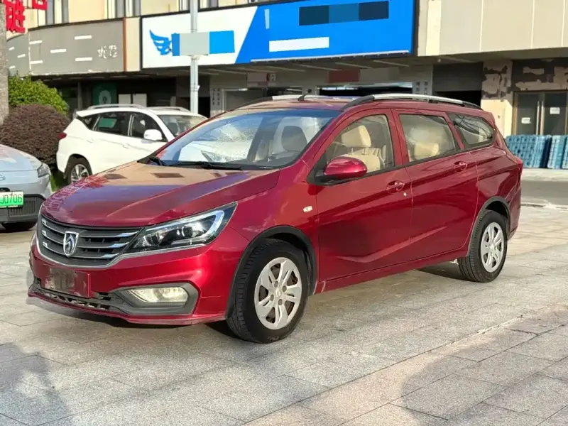 Baojun 310W, 2018