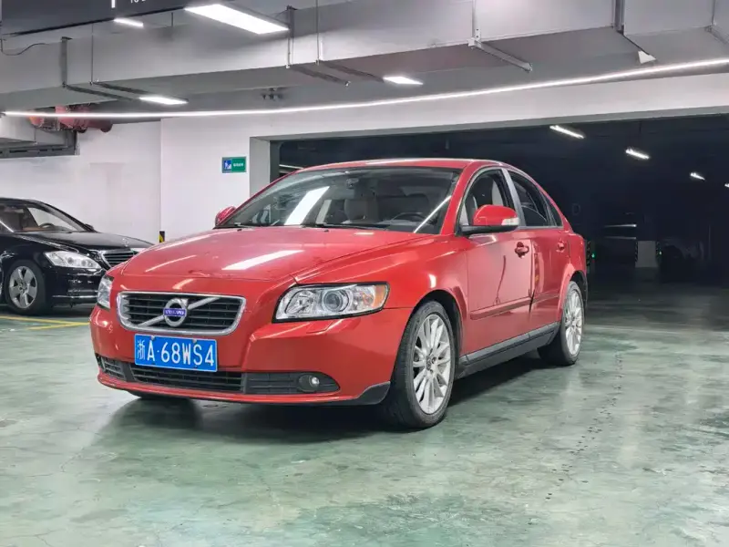 Volvo S40, 2011