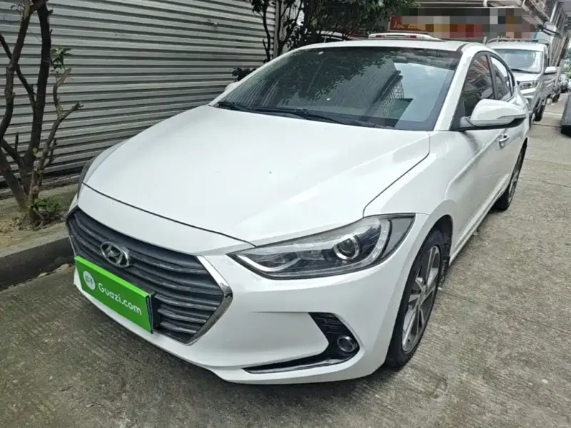 Hyundai Elantra, 2016