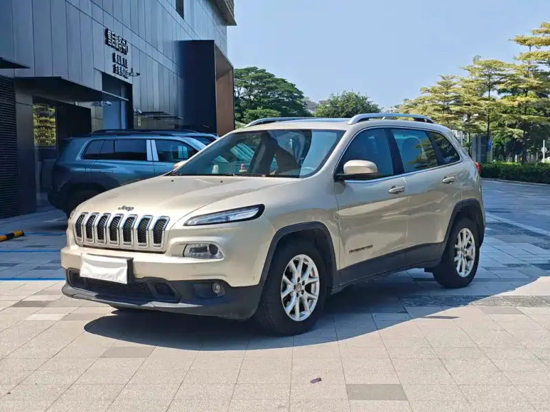 Jeep Cherokee, 2016