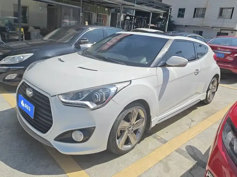 Hyundai Veloster, 2015