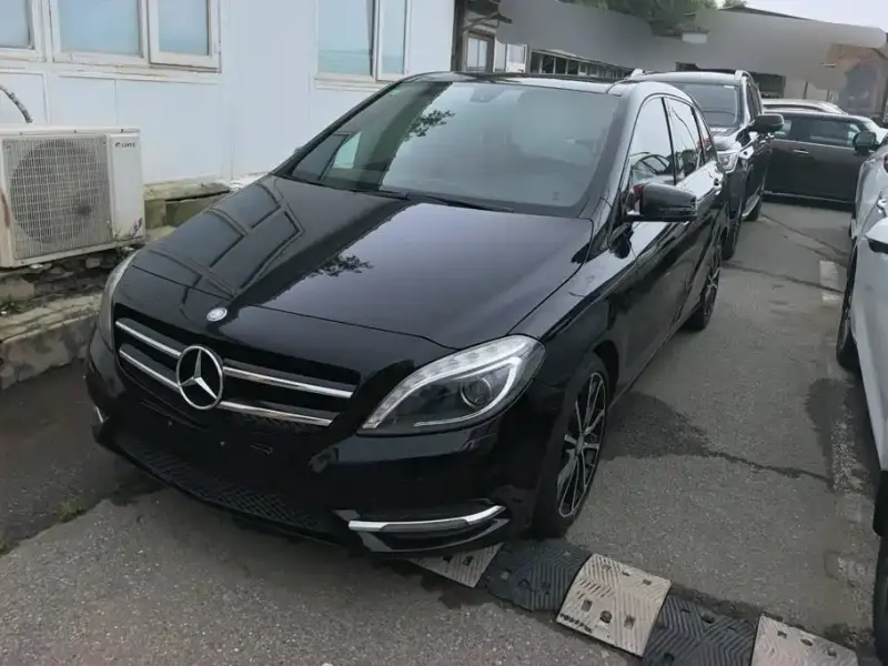 Mercedes-Benz B-Class, 2013