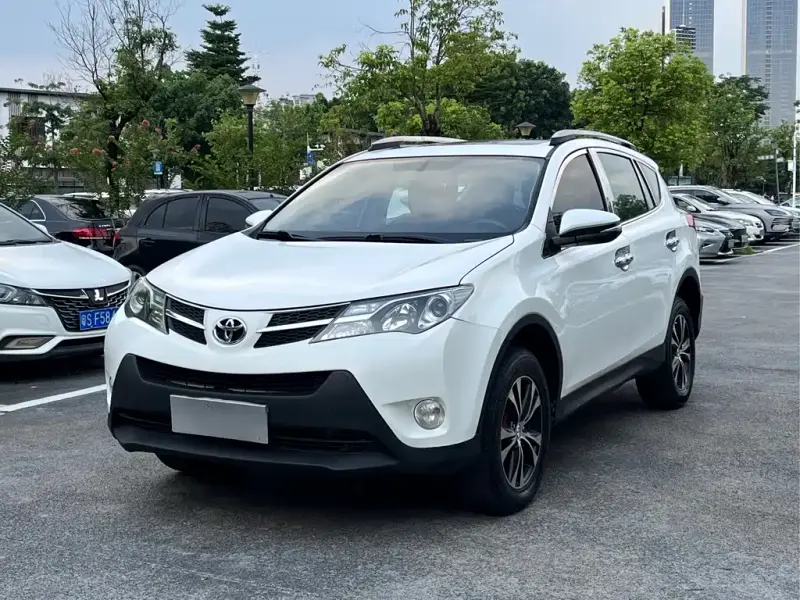 Toyota RAV4, 2014