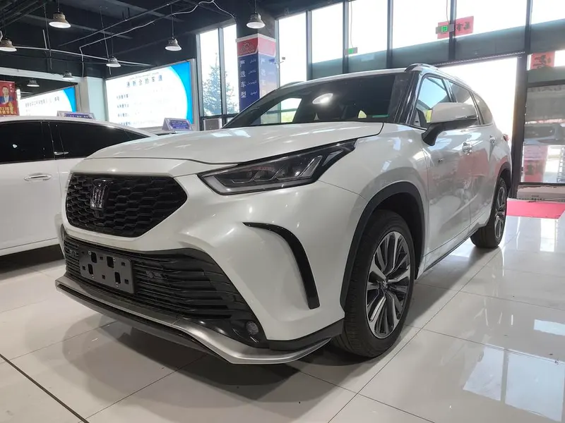 Toyota Crown Kluger, 2024