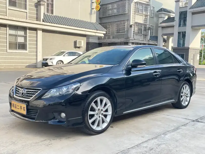 Toyota Reiz, 2012