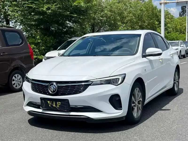 Buick Verano, 2022
