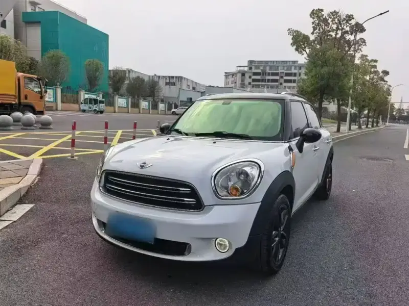 MINI Countryman, 2015