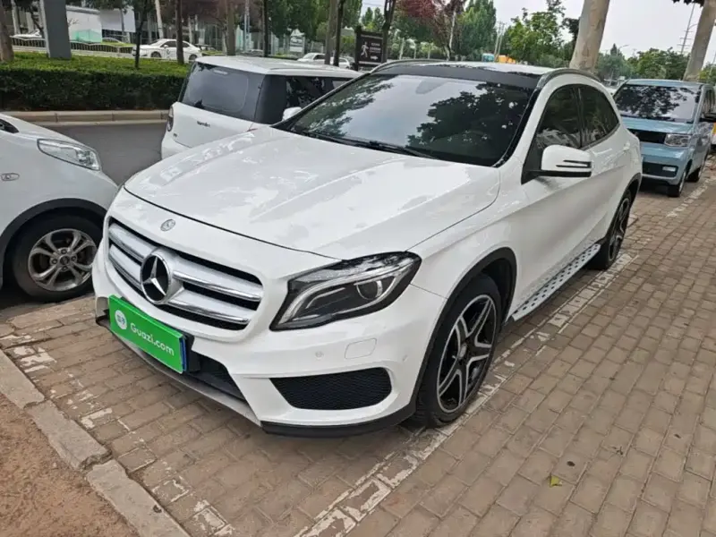 Mercedes-Benz GLA, 2016