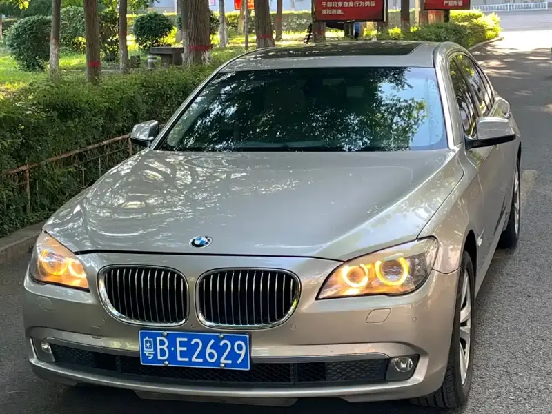 BMW 7 Series, 2011