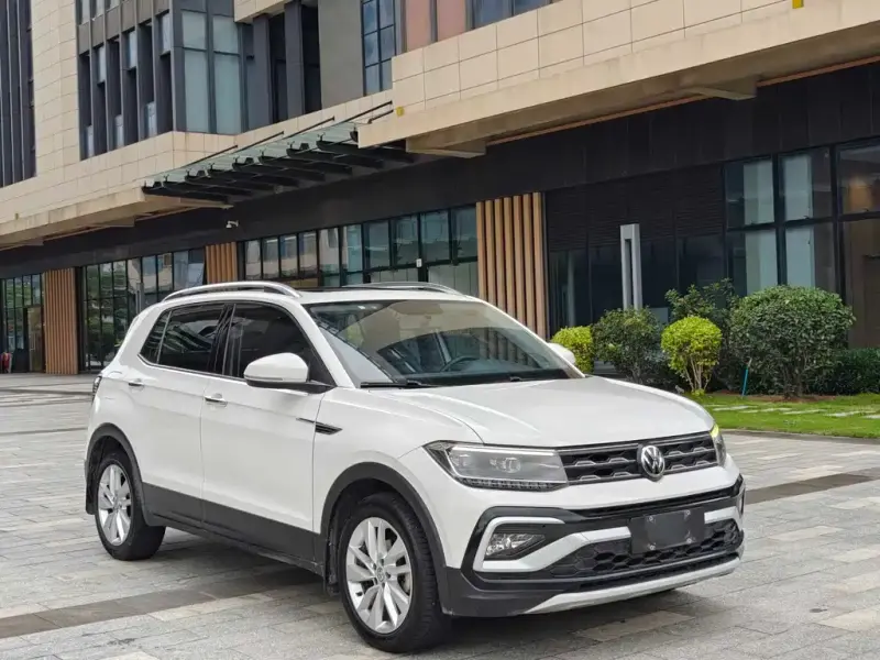 Volkswagen T-Cross, 2020