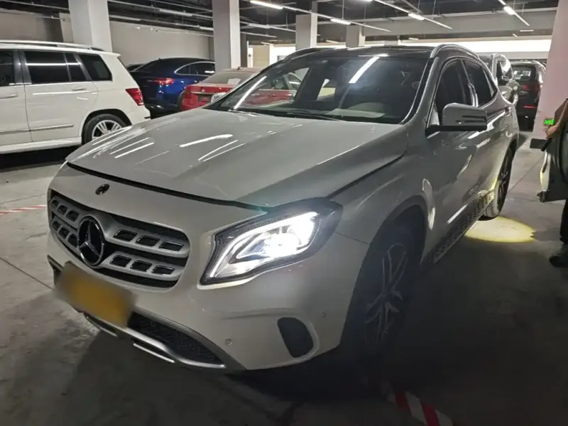 Mercedes-Benz GLA, 2018