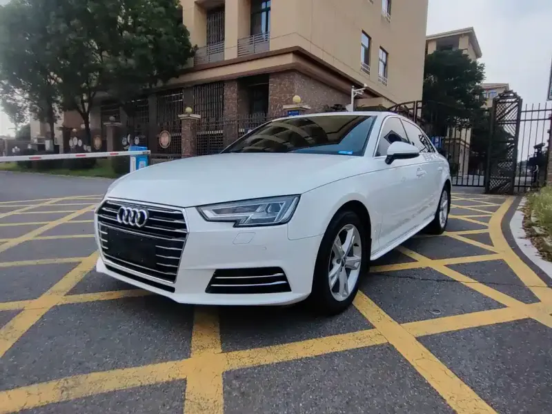 Audi A4L, 2017