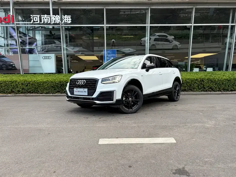 Audi Q2L, 2019