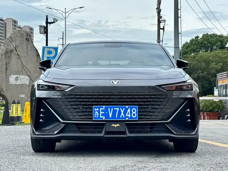 Changan UNI-V, 2022