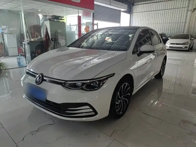 Volkswagen Golf, 2021