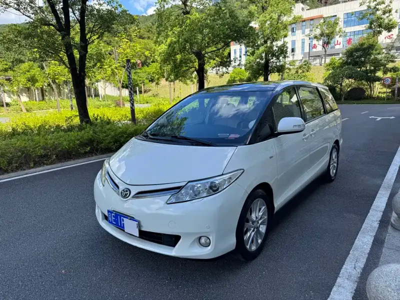 Toyota Previa, 2012