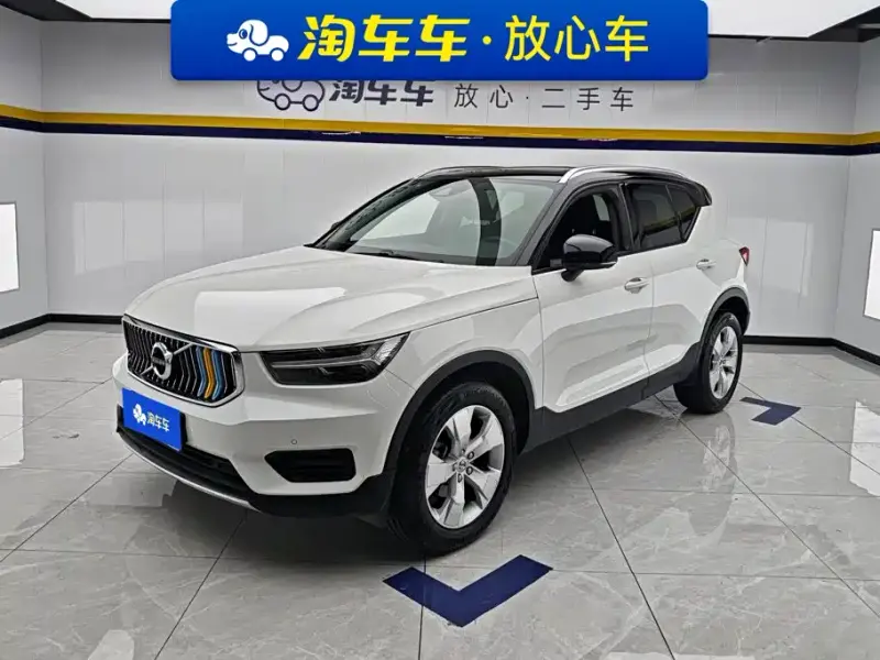 Volvo XC40, 2021